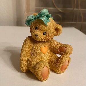 Vintage teddy bear figurine, 1991, “Hugs & Kisses” with heart on chest